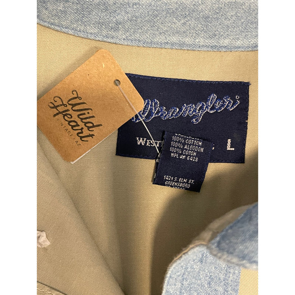 Vintage Denim & Khaki Wrangler Button Up-MEN's - Picture 3 of 3